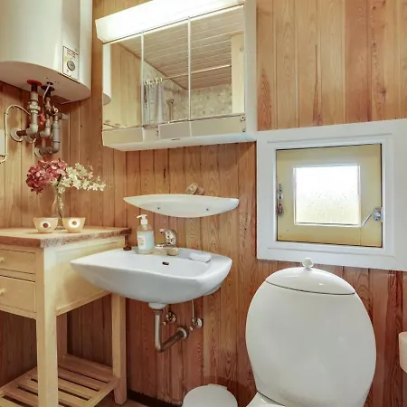 בית נופש Aatu - 360m From The Sea In Nw Jutland By Interhome Pandrup