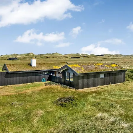 Aatu - 360m From The Sea By Interhome *