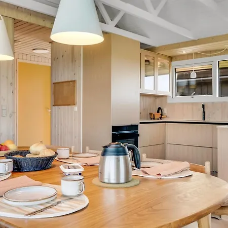 Aatu - 360m From The Sea By Interhome