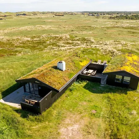 Aatu - 360m From The Sea By Interhome *